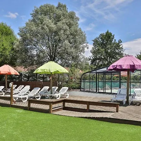 キャンプ場 Mobil-home Confortable Avec Terrasse - Api-1-52-451 *