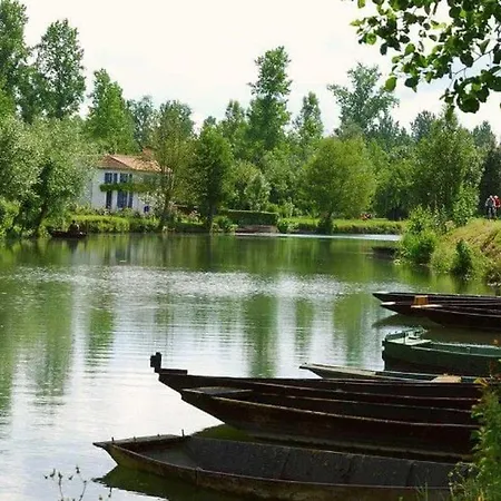 Parque de Campismo Mobil-home Confortable Avec Terrasse - Api-1-52-451 Les Achards (Vendee)