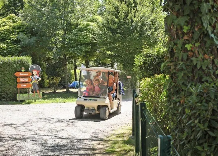 Mobil-home Confortable Avec Terrasse - Api-1-52-451 *