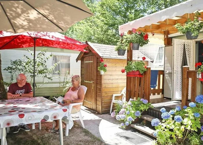 Parque de Campismo Mobil-home Confortable Avec Terrasse - Api-1-52-451