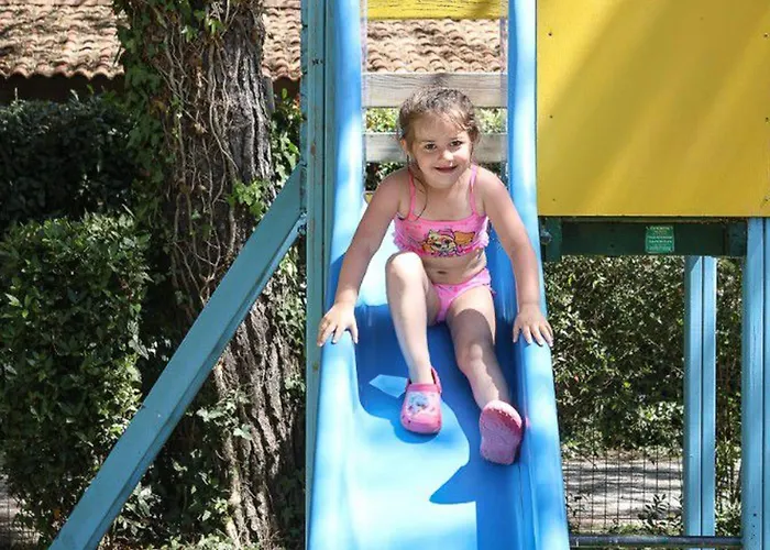 Kemping Mobil-home Confortable Avec Terrasse - Api-1-52-451